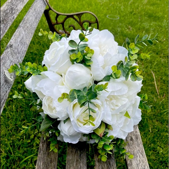 Bridal Bouquet & Boutonnière set